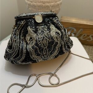Vintage Elegant Black and Silver Beaded Clutch